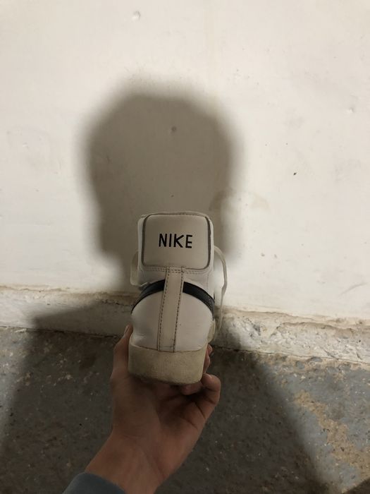 Найк Блейзыр белый