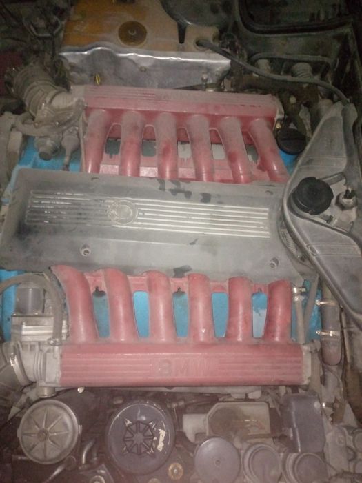 Bmw e32 chorni bumer