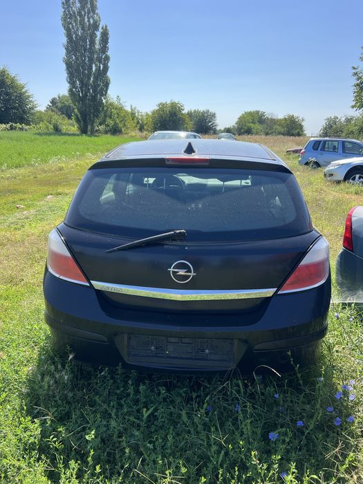 Opel Astra H Dezmembrez Benzina