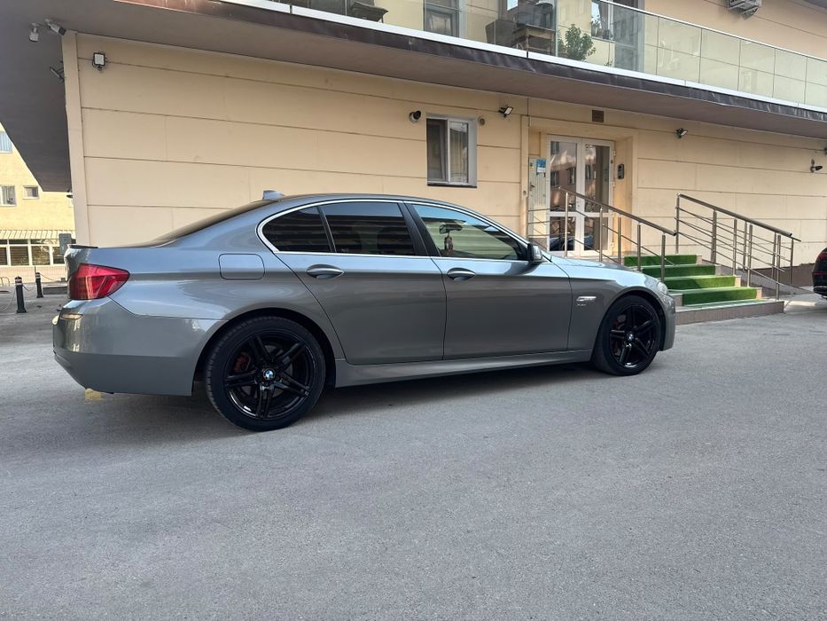 BMW Seria 5 2012 — imagine 5