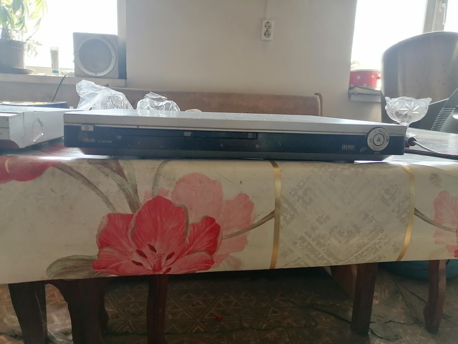 Продам телевизор