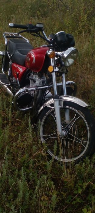 Мотоцикл. Срочно прадаётса