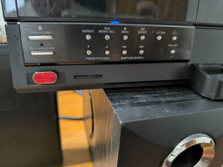 Supersound MEDION Sistem 4 in 1(CD-DVD,stick,card si inouput)