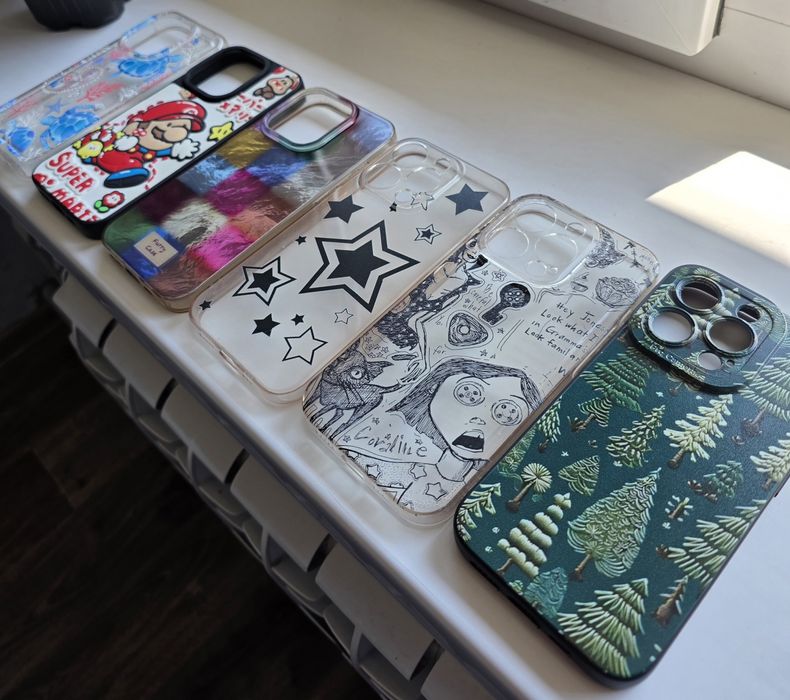 Продам чехлы на айфон 15 Про