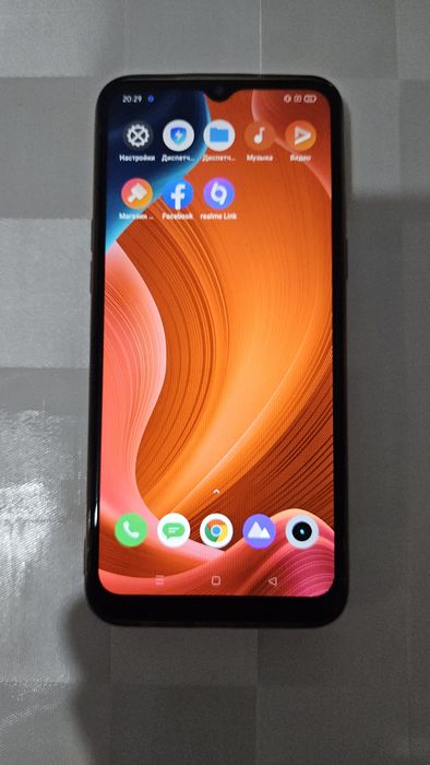 Продам телефон Realme 6i