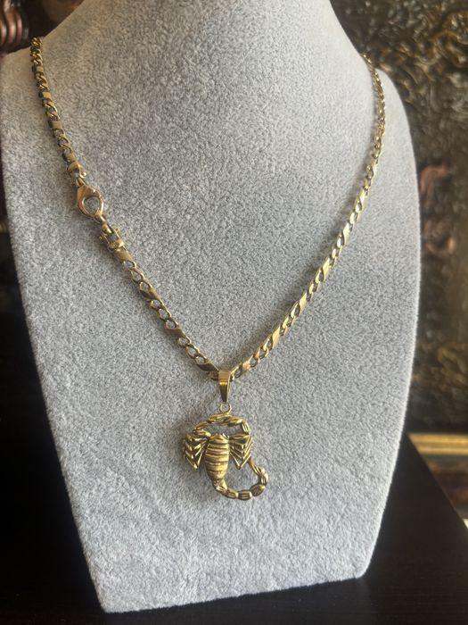 Златни синджири 14к /585 скорпион и бобови зърна