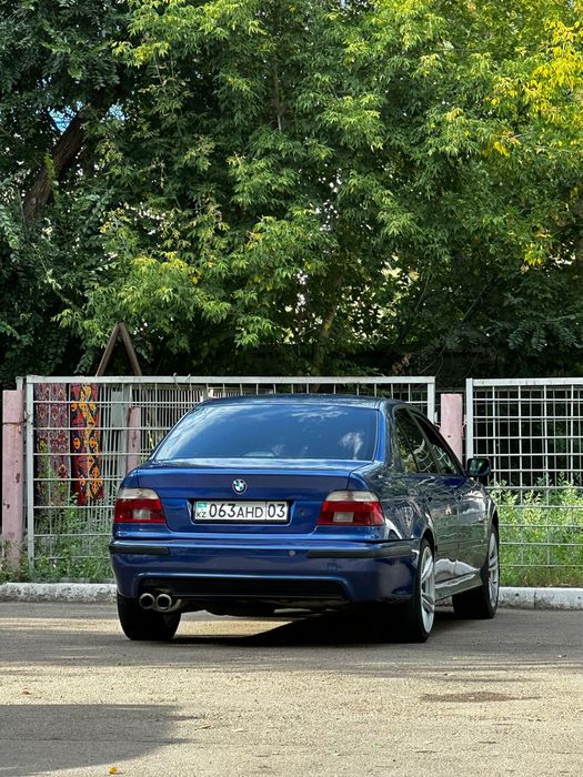 Продам BMW  в хорошем  состоянии