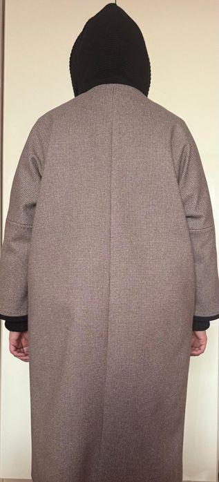 Продам пальто на весну, осень