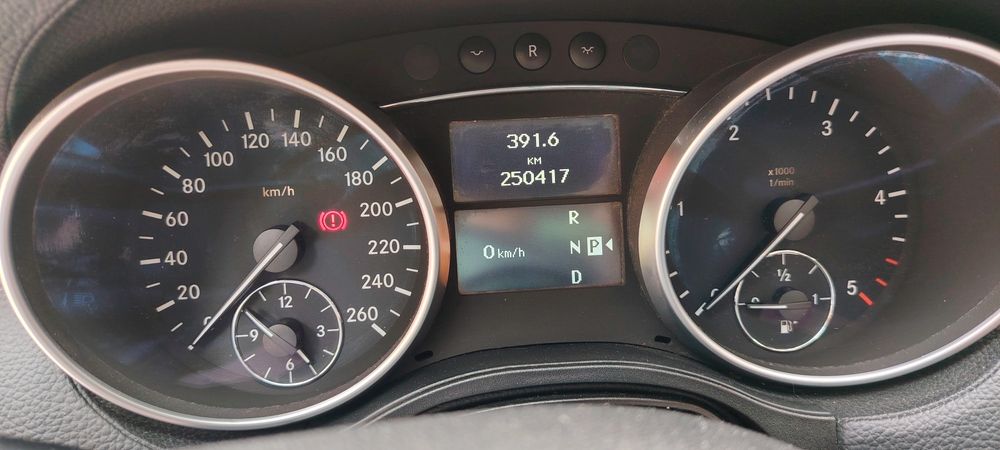 Mercedes-Benz GL320 CDI 4 MATIC