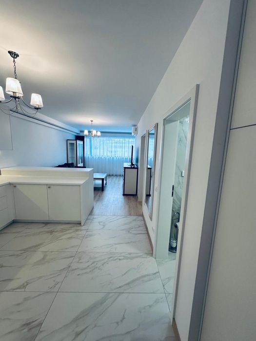 Inchiriez apartament ultracentral 2 camere