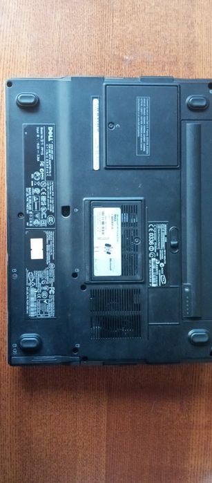 Ноутбук Dell m1210