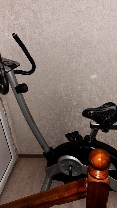 Продам Велотренажер 40 000