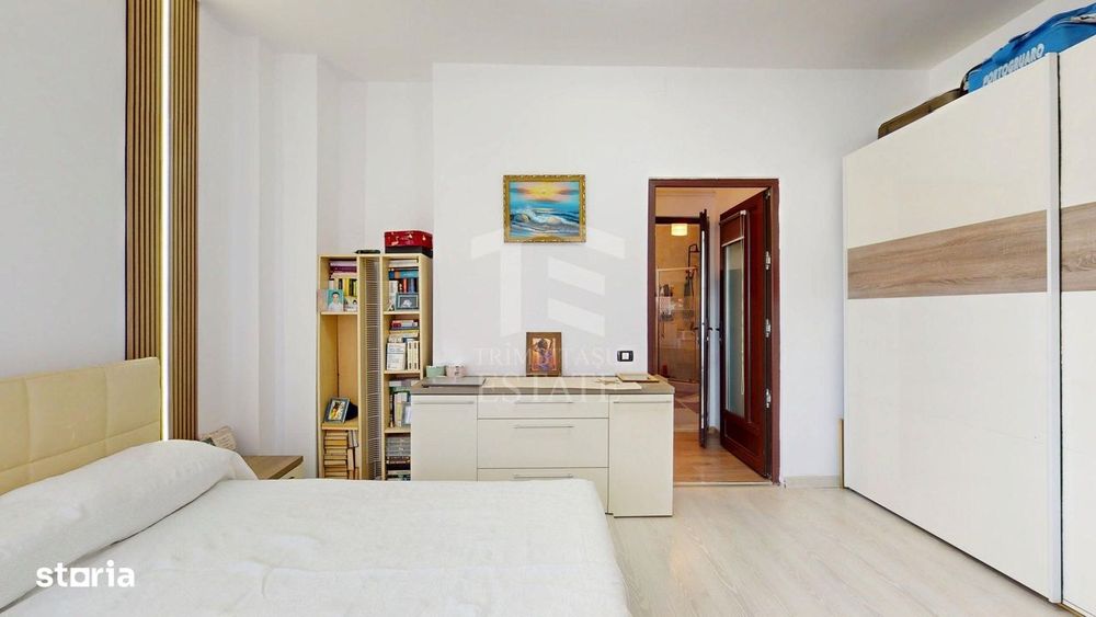 Apartament interbelic cu 3 camere, 124 mp, vis-à-vis de