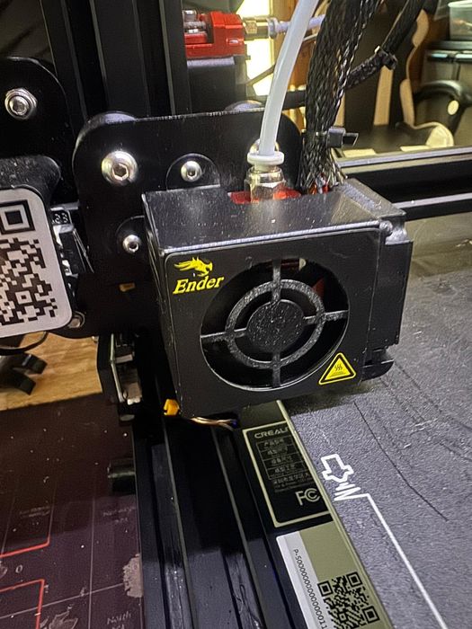Imprimanta 3d Ender 3