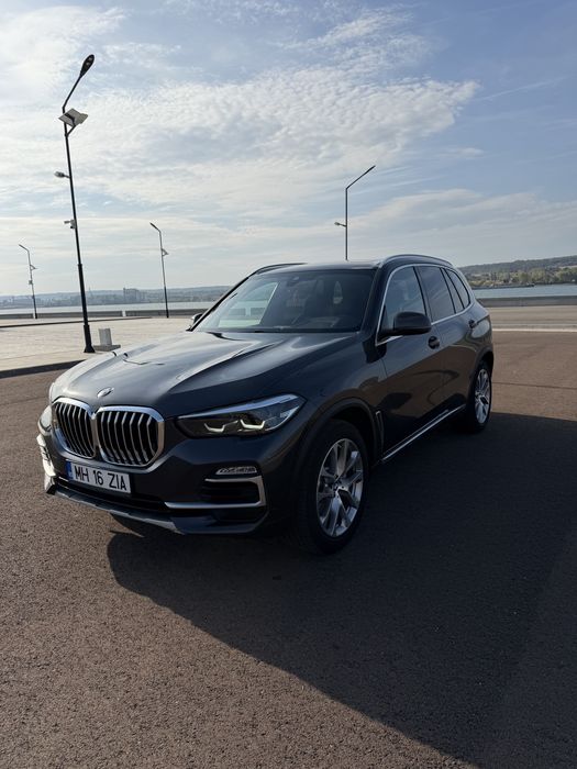 BMW X5 2021 — imagine 3