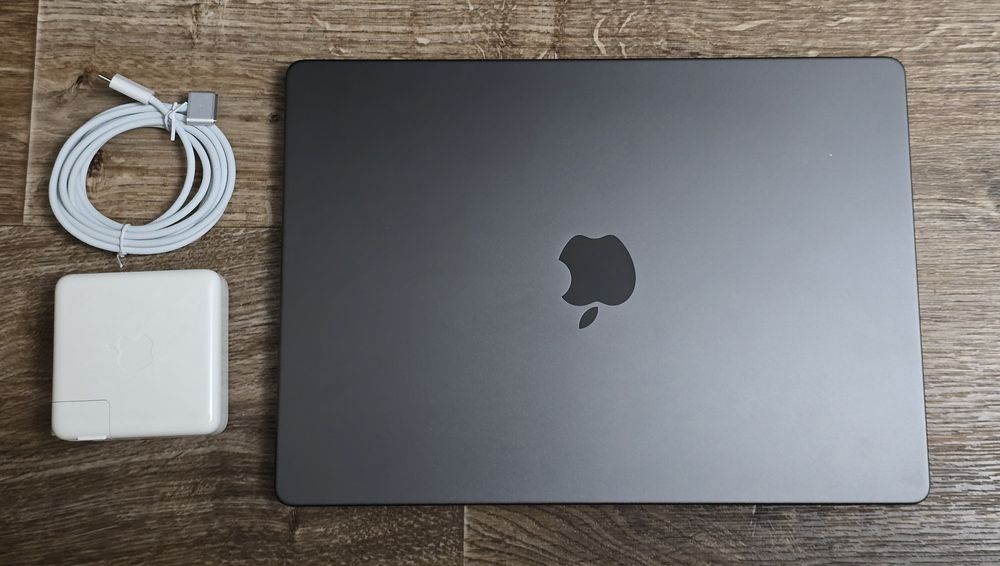 MacBook Pro 14 M3PRO 18/1TB 100%