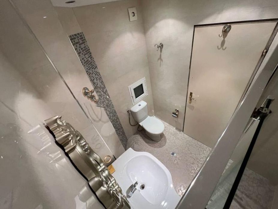 Дава се под наем Тристаен апартамент в София, Лозенец - 125 кв.м за 1097.01 € - Снимка #6