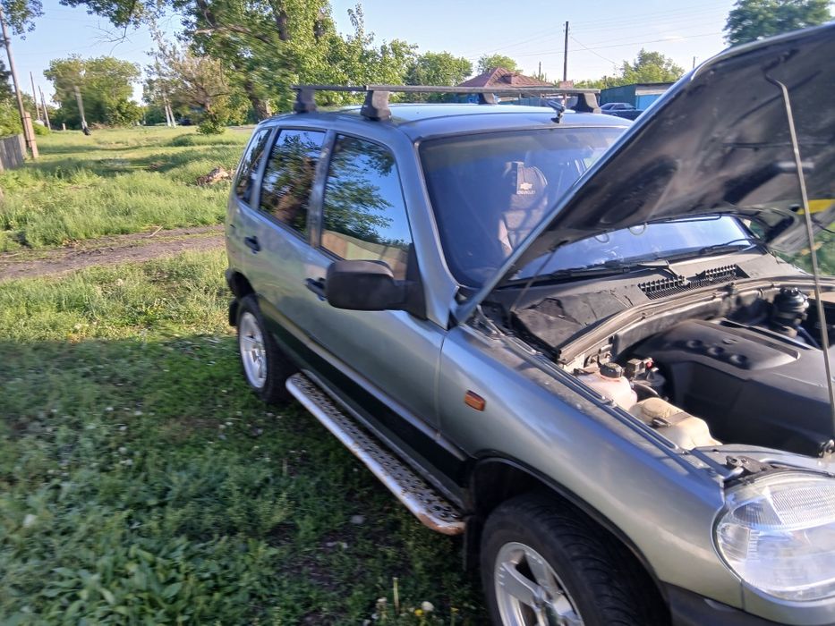 Продам ниву шевроле 2006гв гур