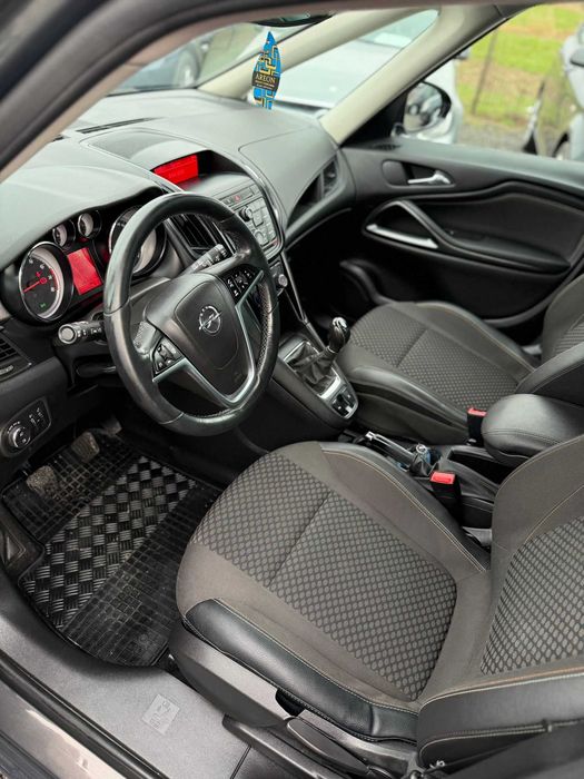 Opel Zafira 2016 7 locuri benzina + gaz