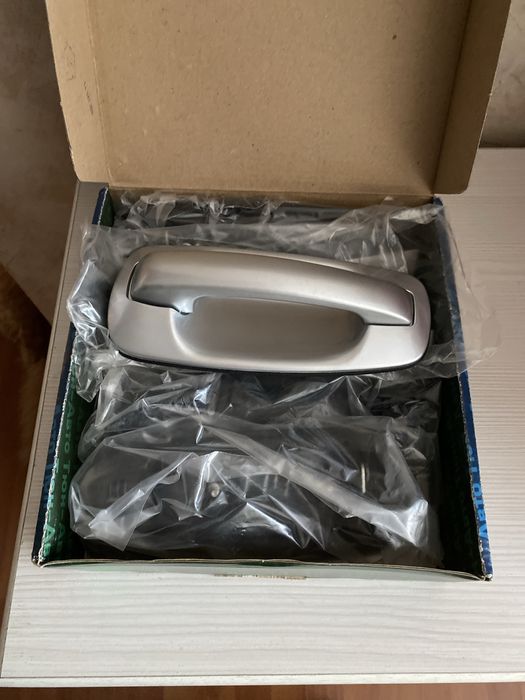 Продам ручки к автомобилю приора