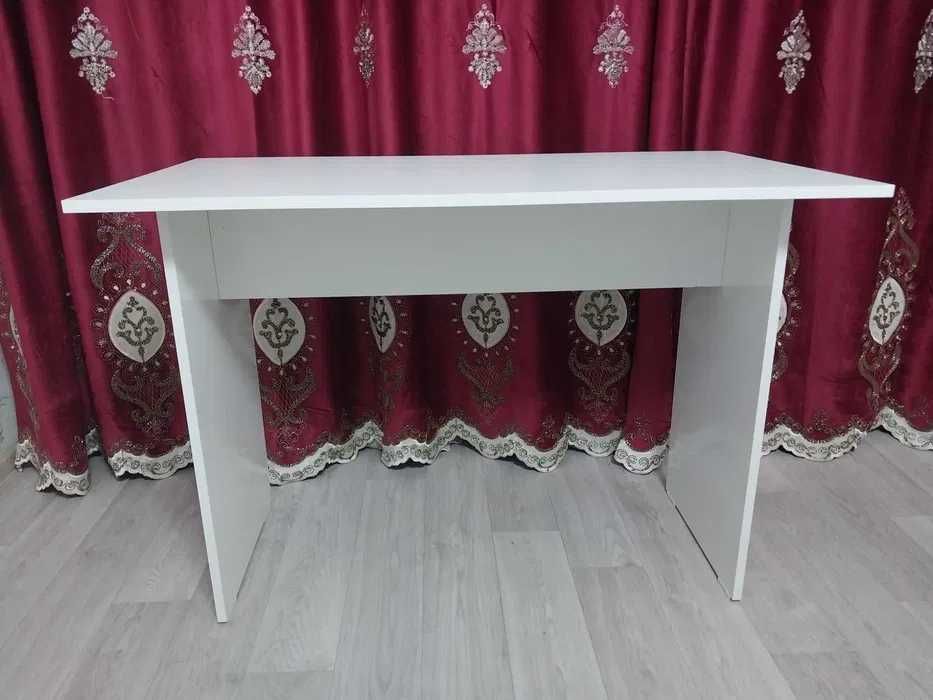 Новый                Стол