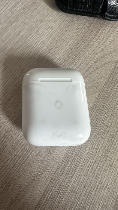 Продам airpods 2 оригинал