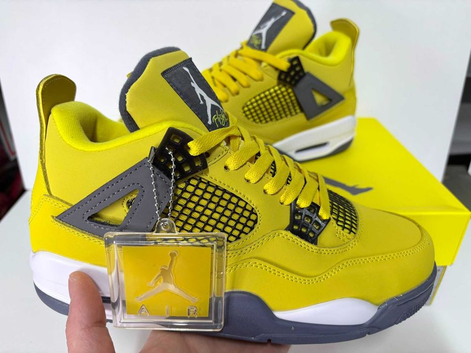 Nike Air Jordan 4 Retro Lightning