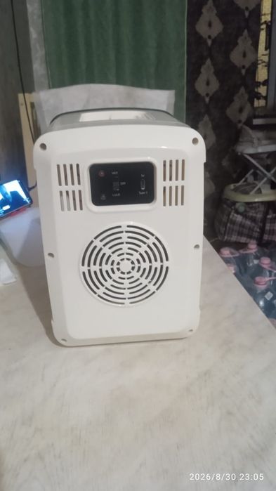 Продам новый мини холодильник