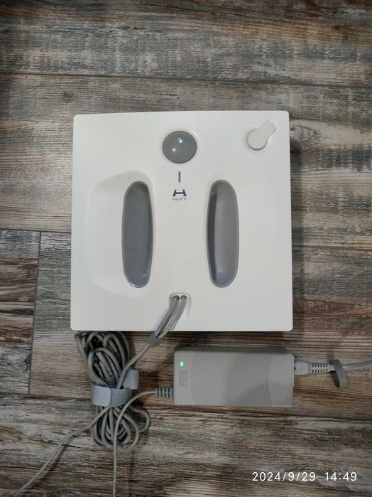 Hutt W66 робот за прозорци