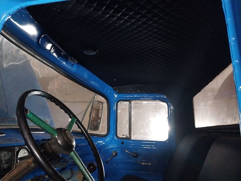 Зил бензовоз. Топливозапращик