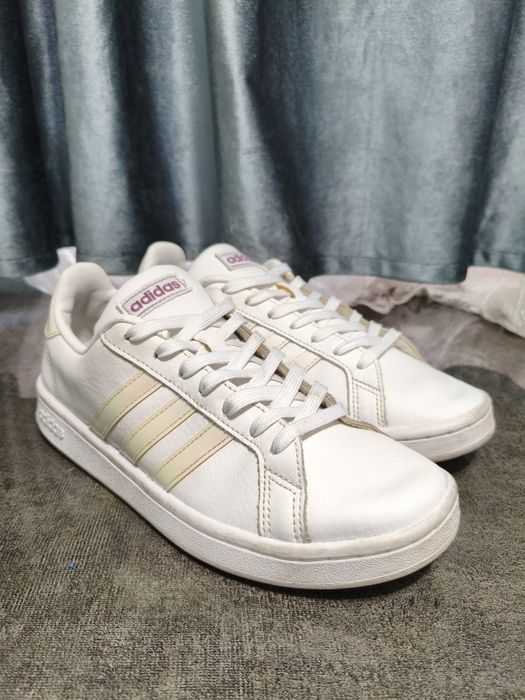 Оригинальные кеды Adidas Grand Court
