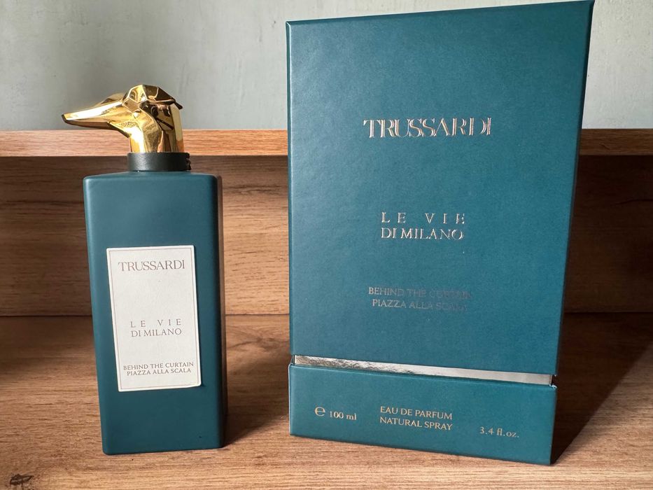 Trussardi - Behind The Curtain Piazza Alla Scala, оригинал