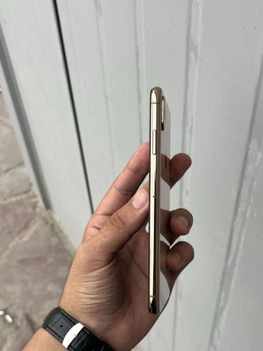 Iphone Xs Max gold