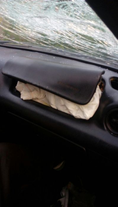 Мазда мх-3 1.6 107 hp doch на части