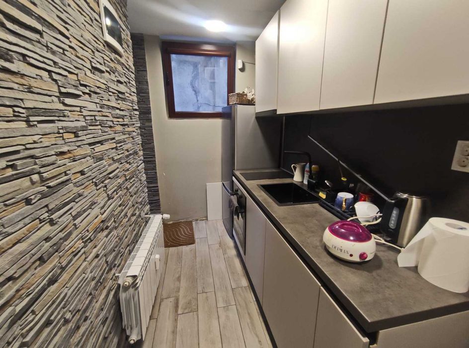 Дава се под наем Двустаен апартамент в София, Център - 75 кв.м за 448.8 € - Снимка #3