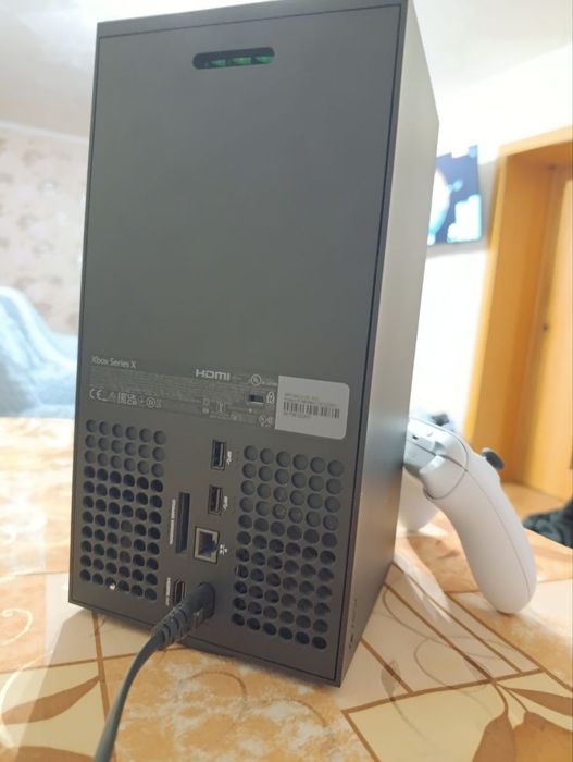 Продам Xbox Series X в идеале