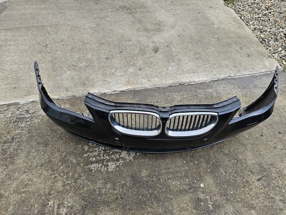 Bara fata si spate BMW Seria 5 E 60 Blacksaphire