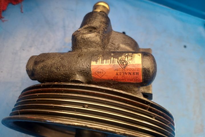 Pompa servodirectie mecanica 7700431286 7700431286 Dacia Logan prima