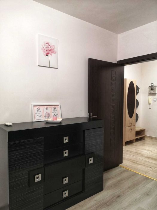 Продава се Двустаен апартамент в Стара Загора, Три чучура - център - 82 кв.м за 1013 €/кв.м - Снимка #9