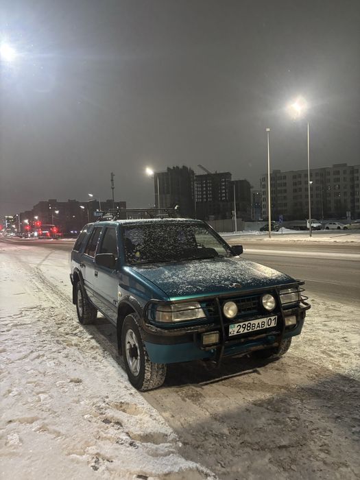 Opel frontera рамный внедорожник