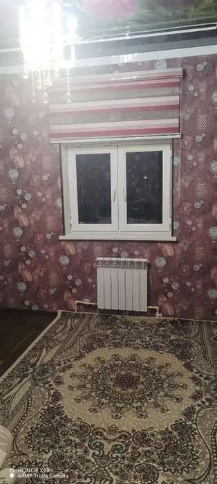 Срочно сотилади. 3 хона. 78 м2. Олмос. Кирпич дом