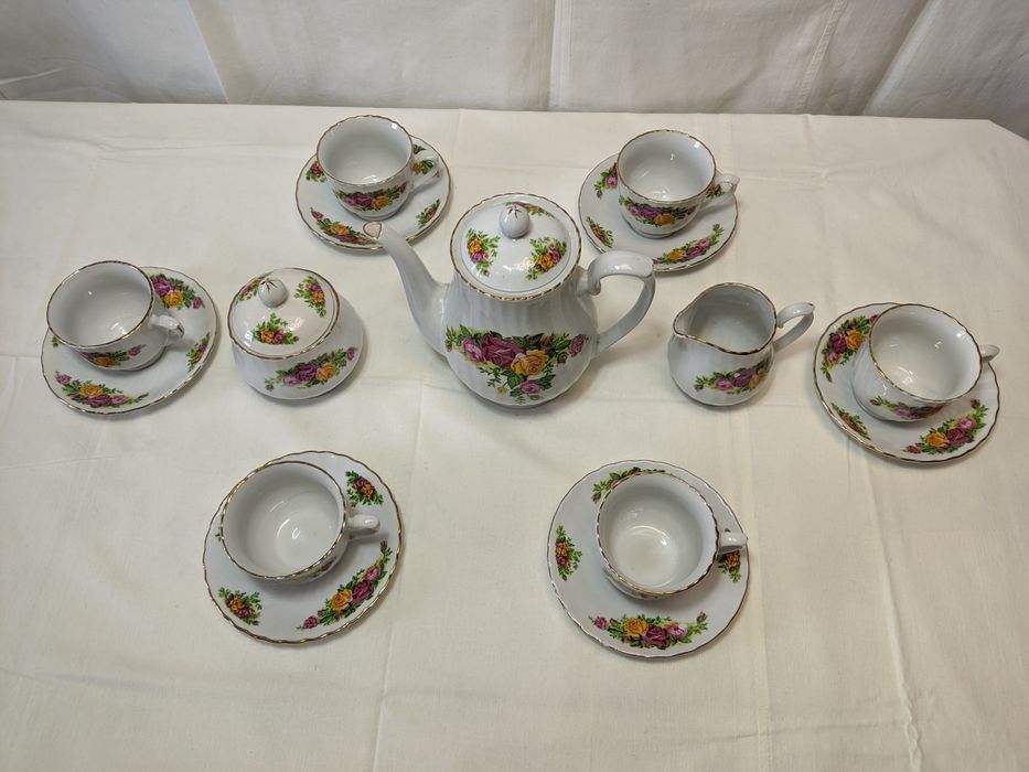 Чайный сервиз (белый)