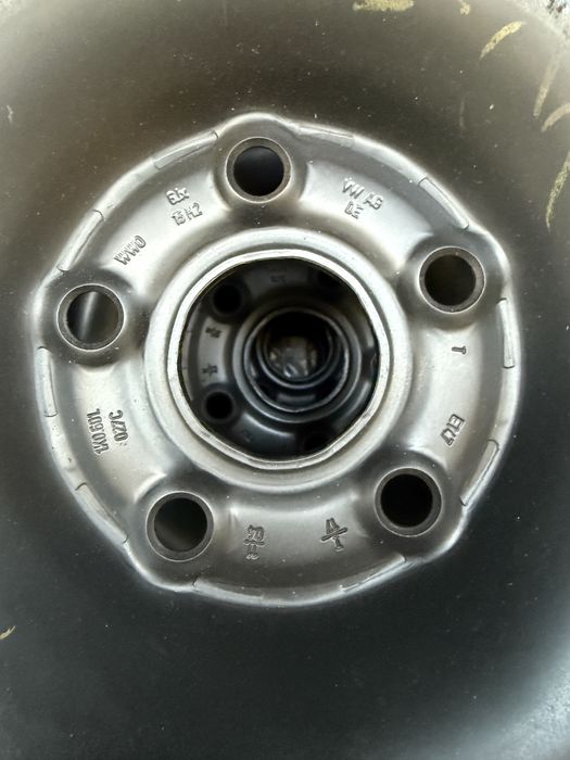 Jante Vw Passat Golf Skoda Octavia Seat Leon 5x112 R15