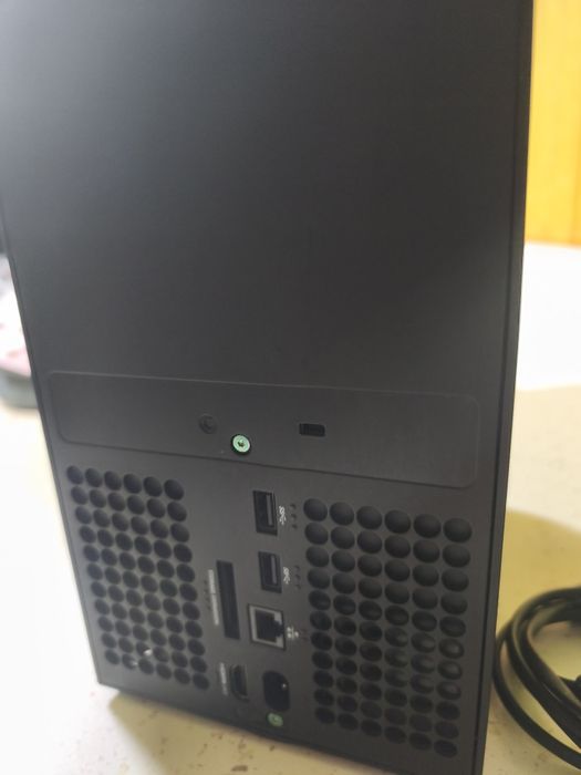 Xbox Series X 1tb + controller