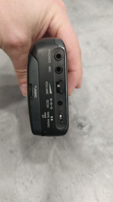 Walkman Aiwa cu radio