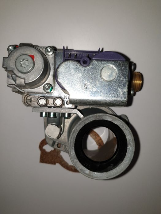 Vana de gaz HoneyWell VK8115V Centrală Termică Vaillant ecoTEC Plus