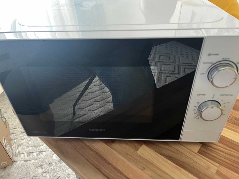 Микровълнова фурна SENCOR SMW 1718WH