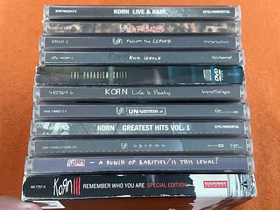 Colectie KORN : 17 cd - uri , 1 DVD dublu , 1 Bluray