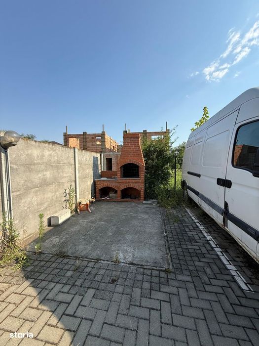 Apartament 2 camere de vanzare | Mobilat si utilat | Loc de parcare