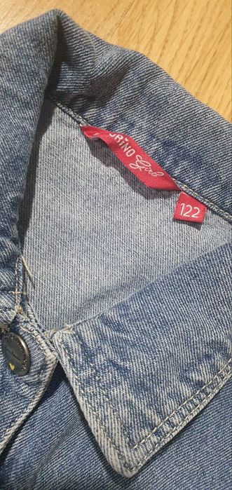 Курточка джинсовая на девочку